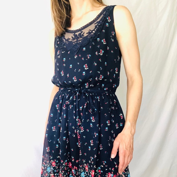 Ultra Pink Dresses & Skirts - Ultra Pink navy floral dress